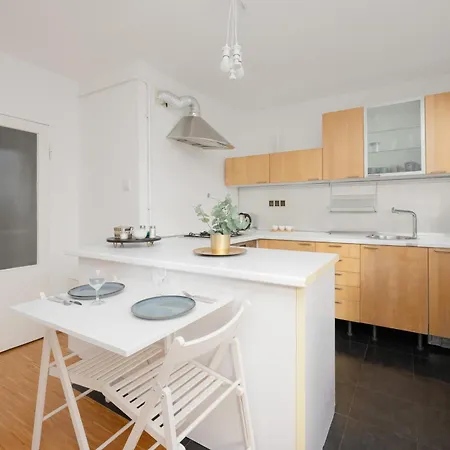 Apartmán 1 Sierpnia Modern By Solarento Varšava