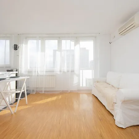 1 Sierpnia Modern By Solarento * Warsaw